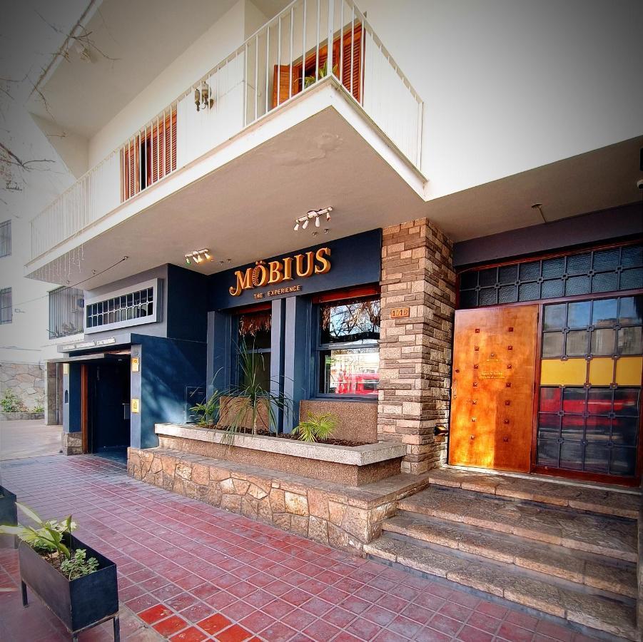 - Bed & Brunch Hospedagem domiciliar